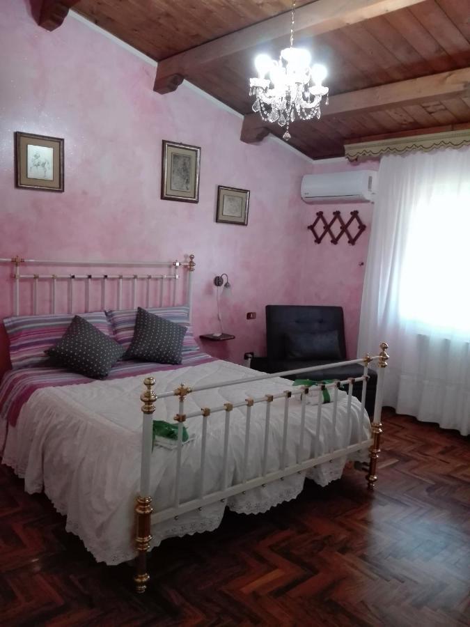 إيغليزياس B&B Santa Barbara المظهر الخارجي الصورة